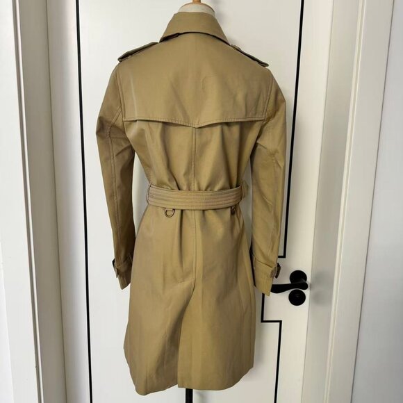 Burberry Kensington Mid-Length Double Breasted Trench Coat - Picture 7 of 12